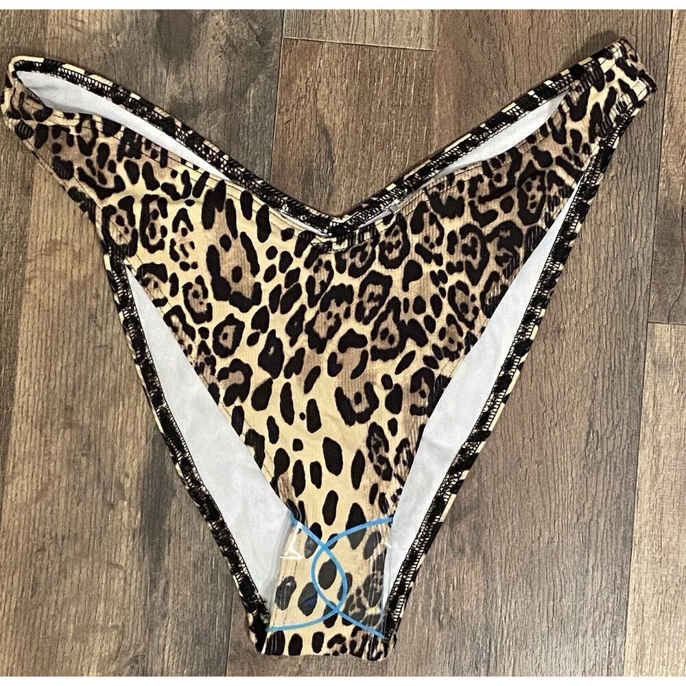 ASOS Design Mix & Match Rib V front High Leg Bikini Leopard Print Size US 8 NWT